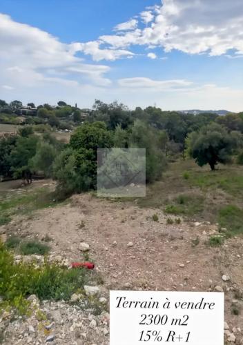 Superbe terrain pour villa – Permis de construire purgé