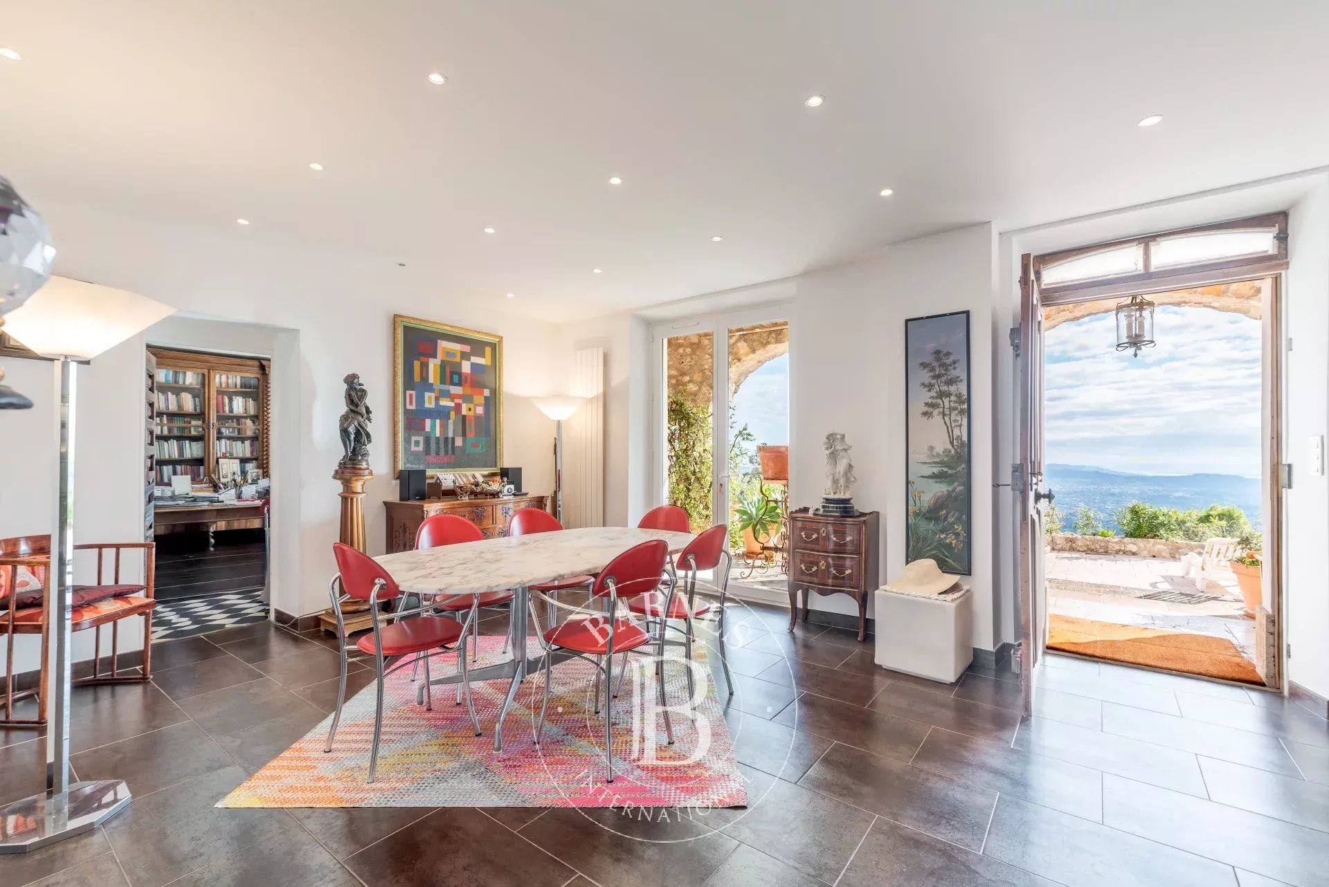 Grasse – Exceptionnelle propriété vue panoramique – 5 chambres