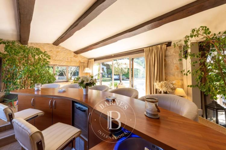 Saint-Paul de Vence - superbe villa rénovée - vue village