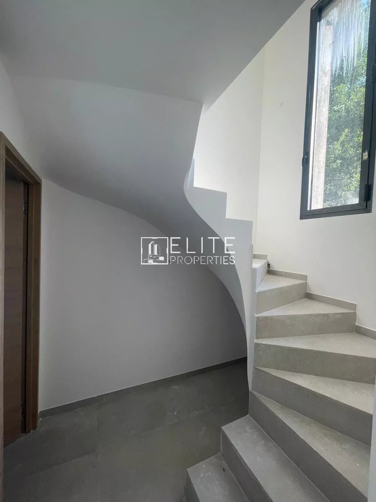 MAISON NEUVE 4 PIECES 120m² SAINT-CEZAIRE