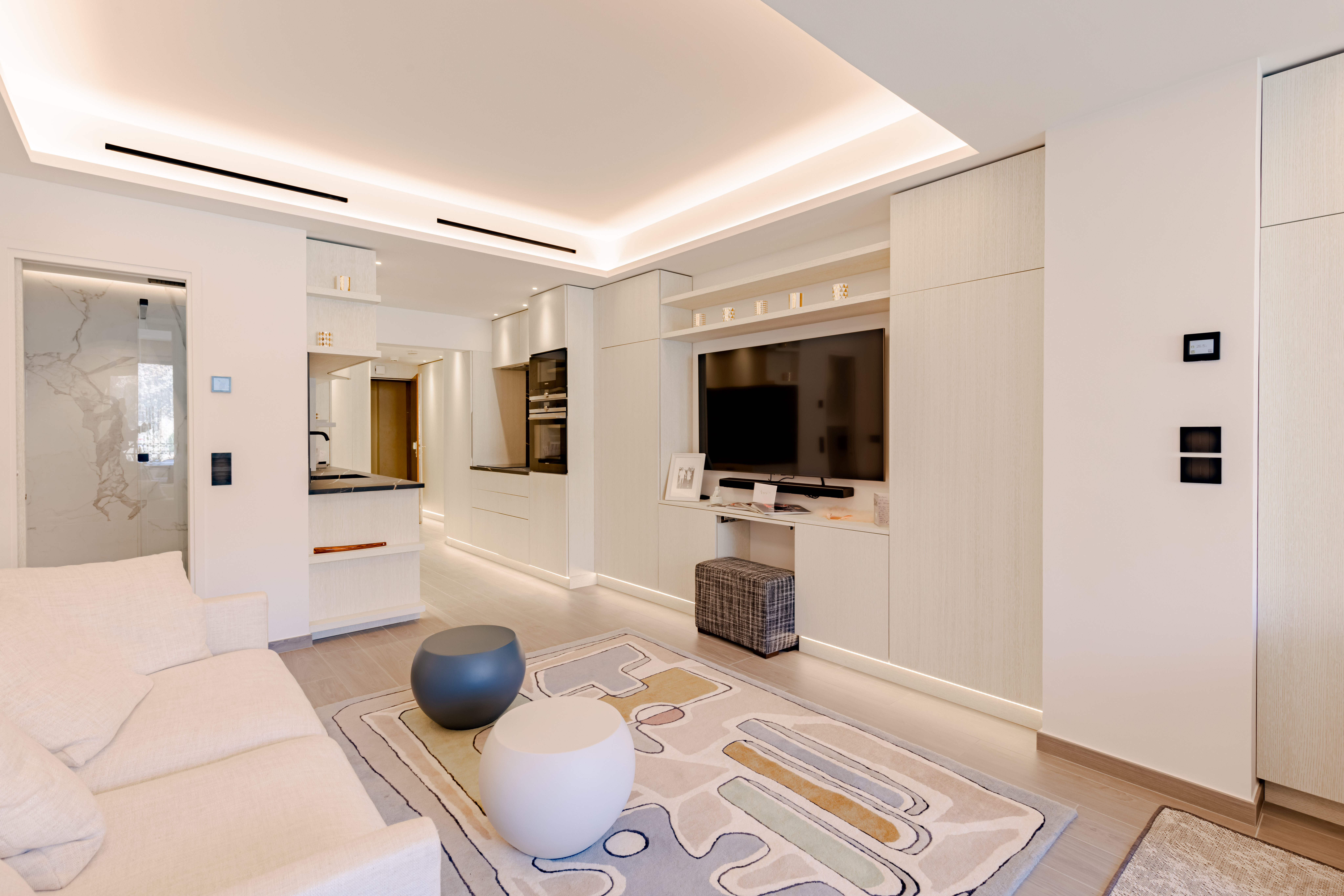 SOMPTUEUX 2 PIÈCES RENOVE & DÉCORÉ AVEC ÉLÉGANCE