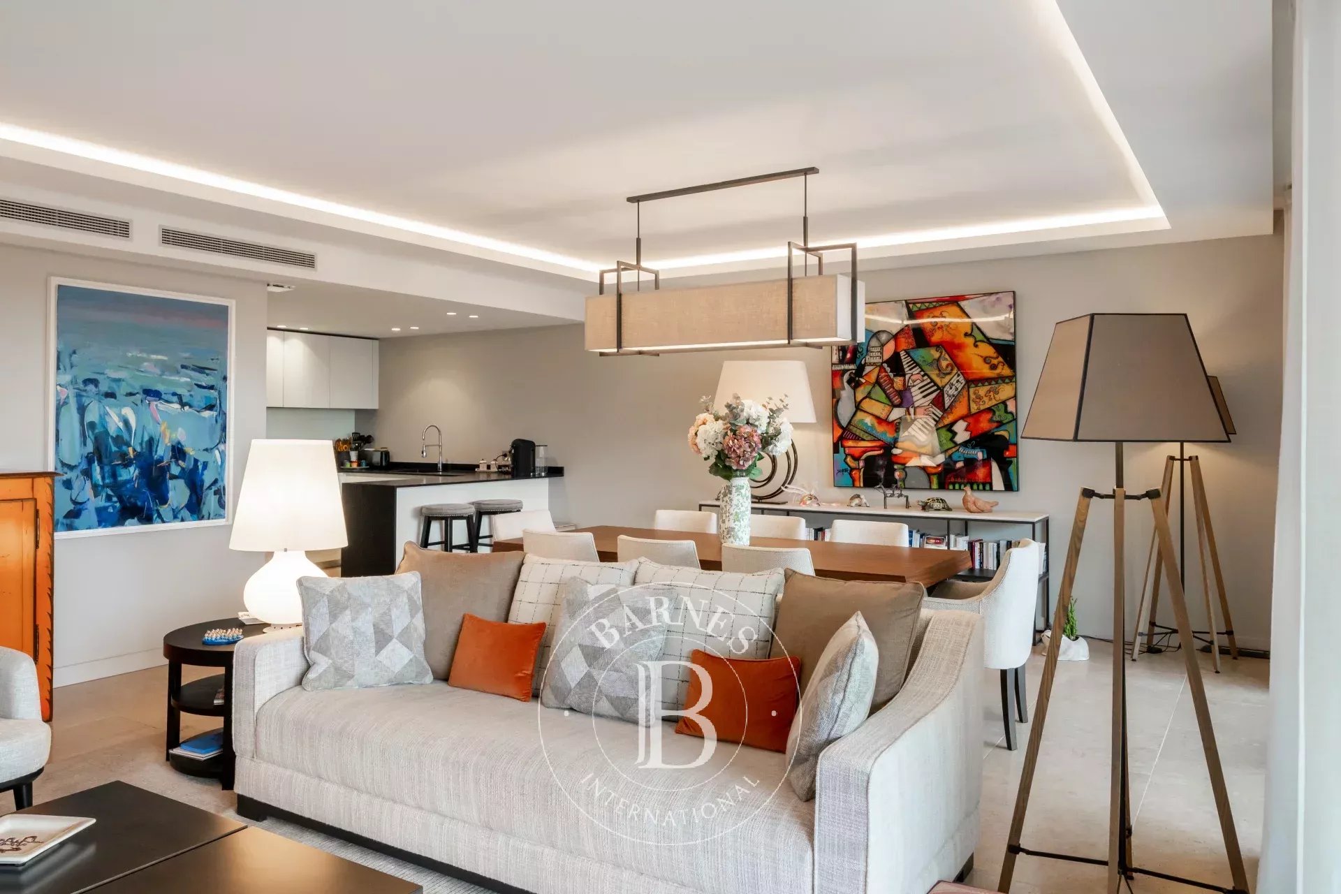 Saint-Paul de Vence – Appartement d’exception avec vaste terrasse et vue mer