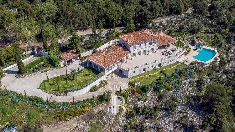CABRIS - Élégante propriété avec vue imprenable - 6 chambres et un studio