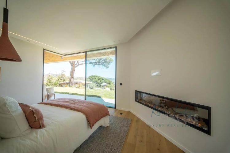 SAINTE-MAXIME - CONTEMPORAINE NEUVE VUE MER