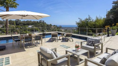 Exclusivité - Villa contemporaine avec vue mer - Mandelieu - la -Napoule
