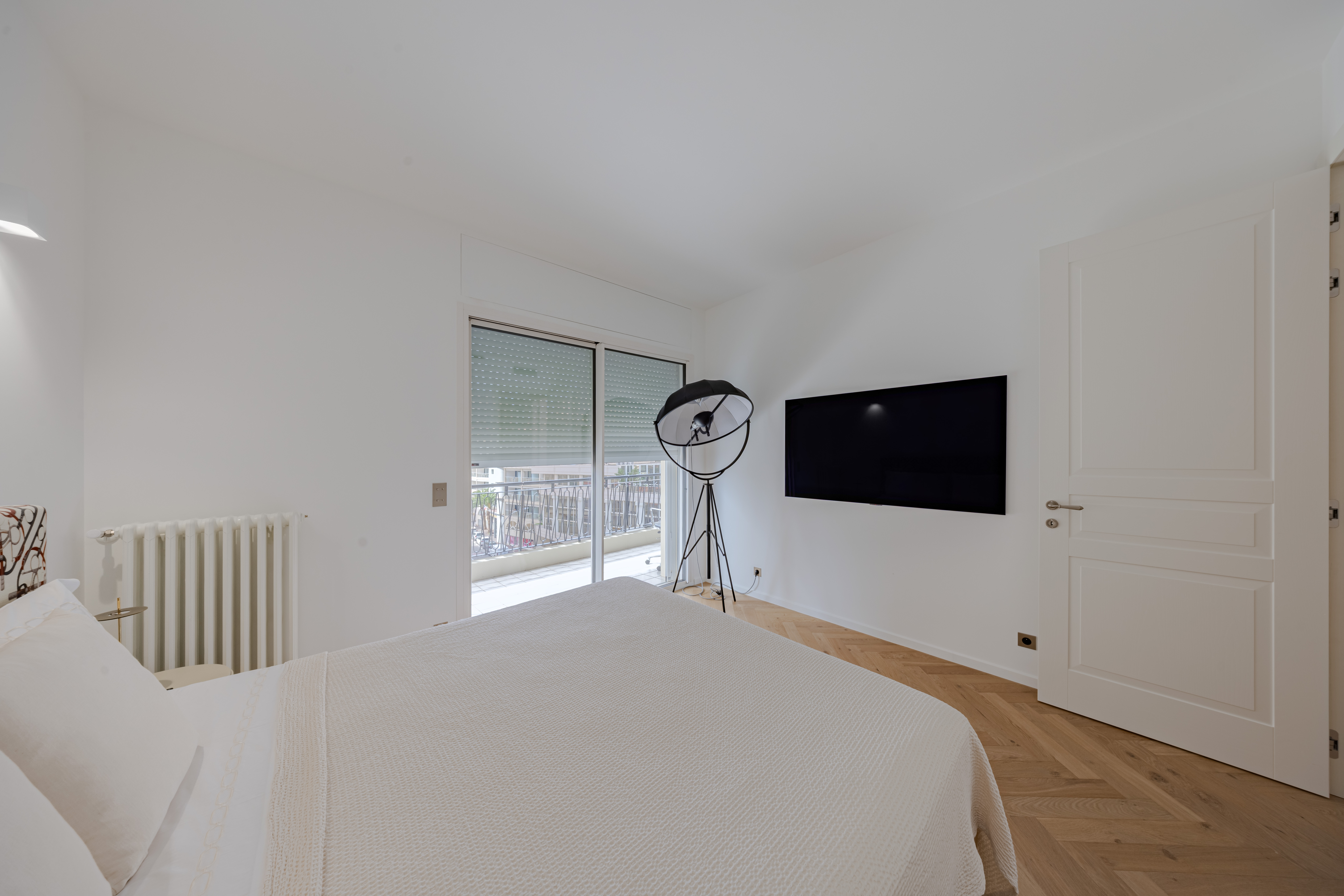 3 PIÈCES RÉNOVÉ EN ÉTAGE ÉLEVÉ – VUE MER