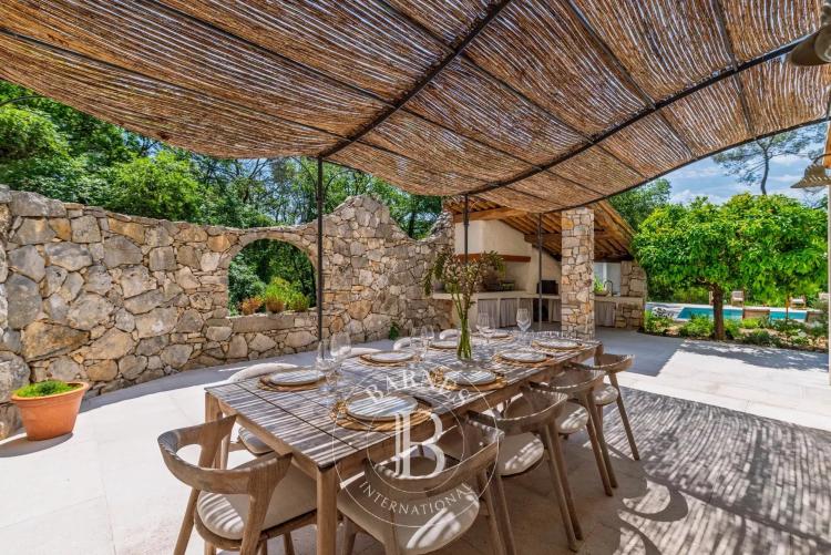 Roquefort les Pins - Exceptionnelle propriété au calme absolu