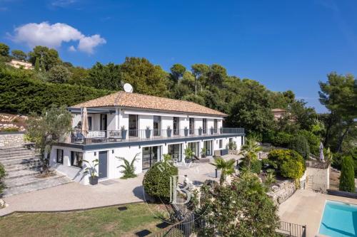 Villa contemporaine avec vue panoramique sur la Méditerranée - Tourrettes-sur-Loup