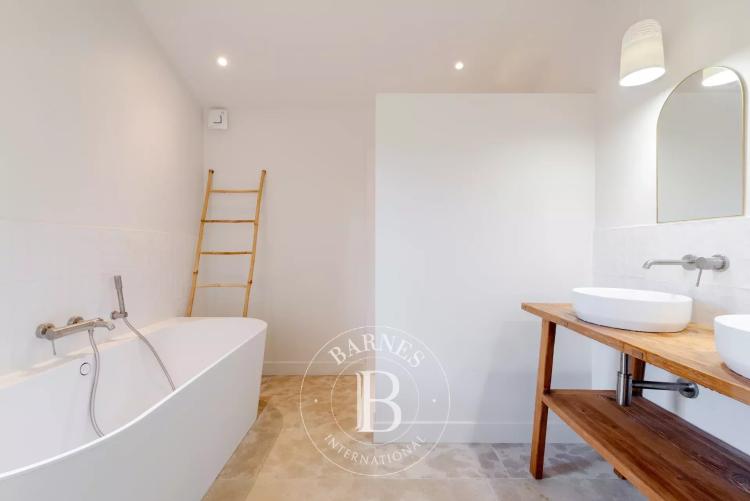 Valbonne, Domaine fermé, calme, 4 chambres, piscine