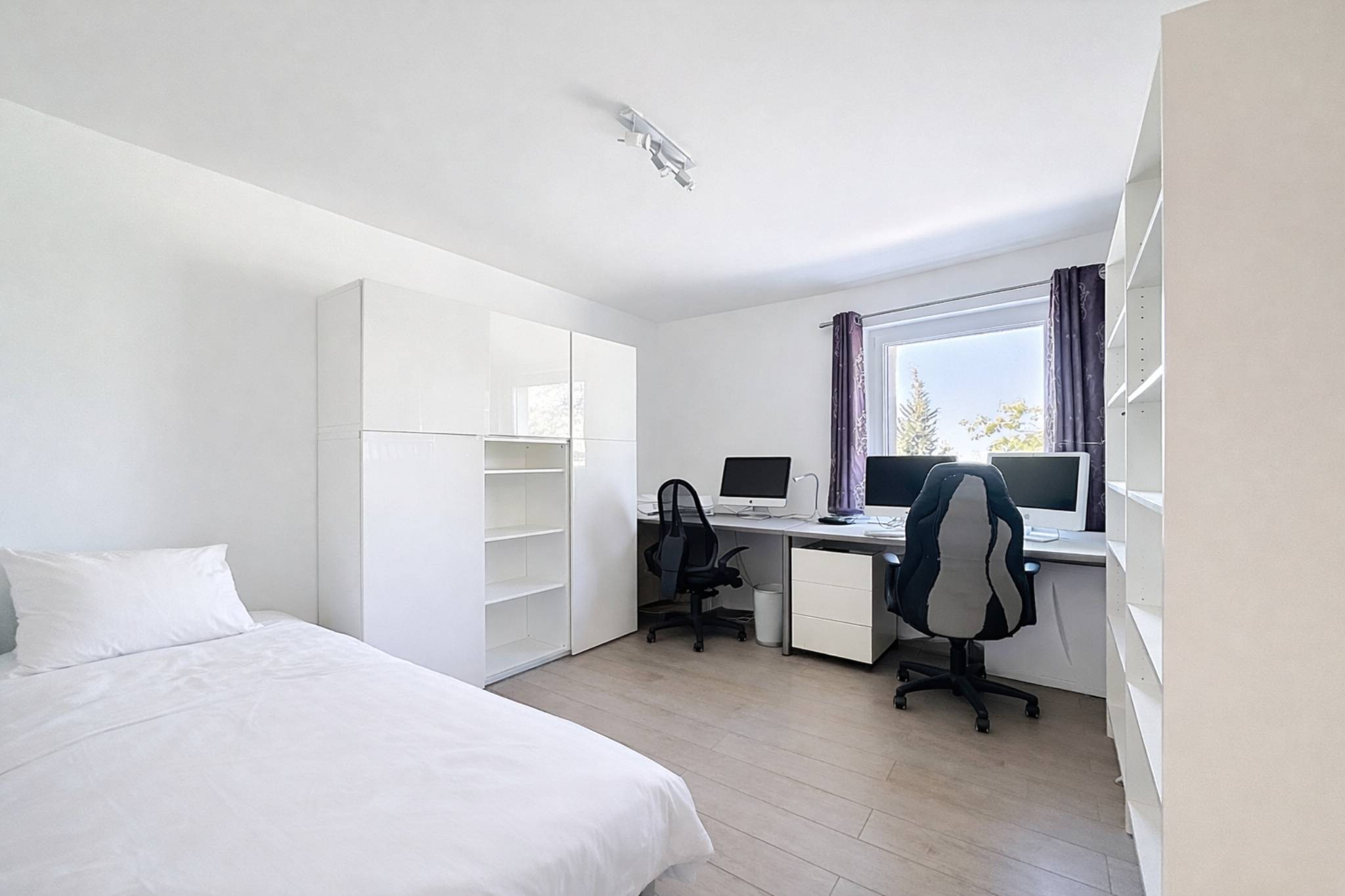 Villa moderne de standing de plus de 350 m² avec vue sur le lac