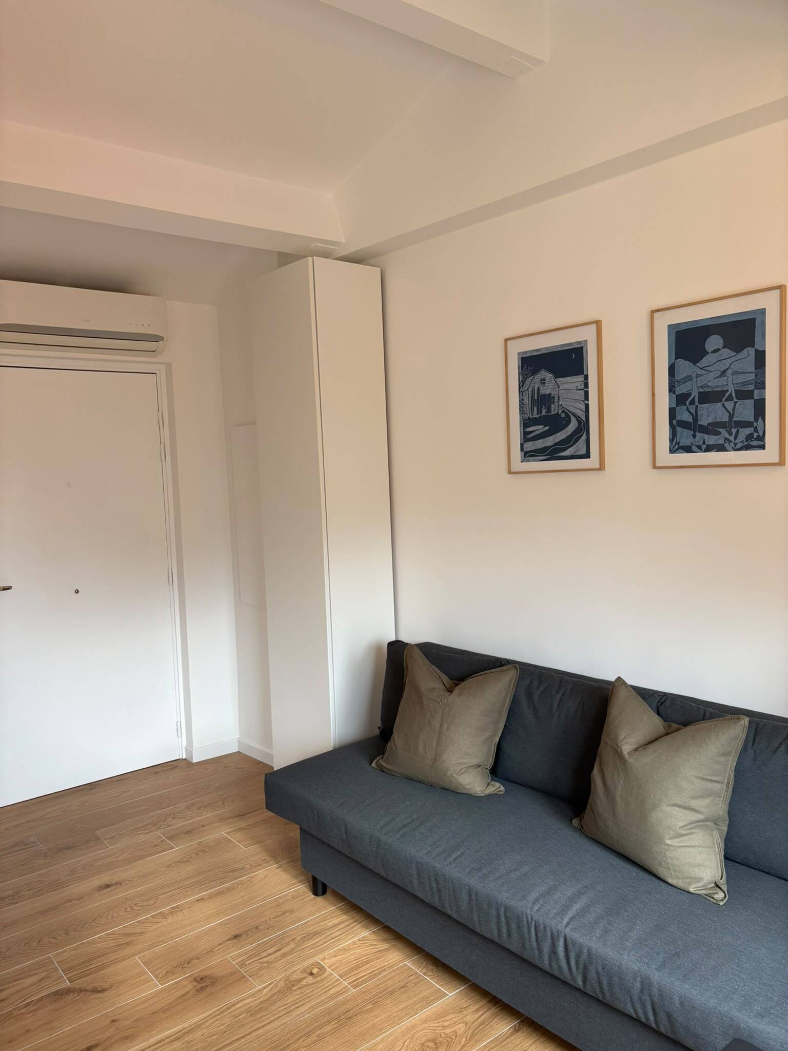 GRAND STUDIO MEUBLÉ RÉNOVÉ AVEC COIN NUIT ET VUE MER – BEAUSOLEIL