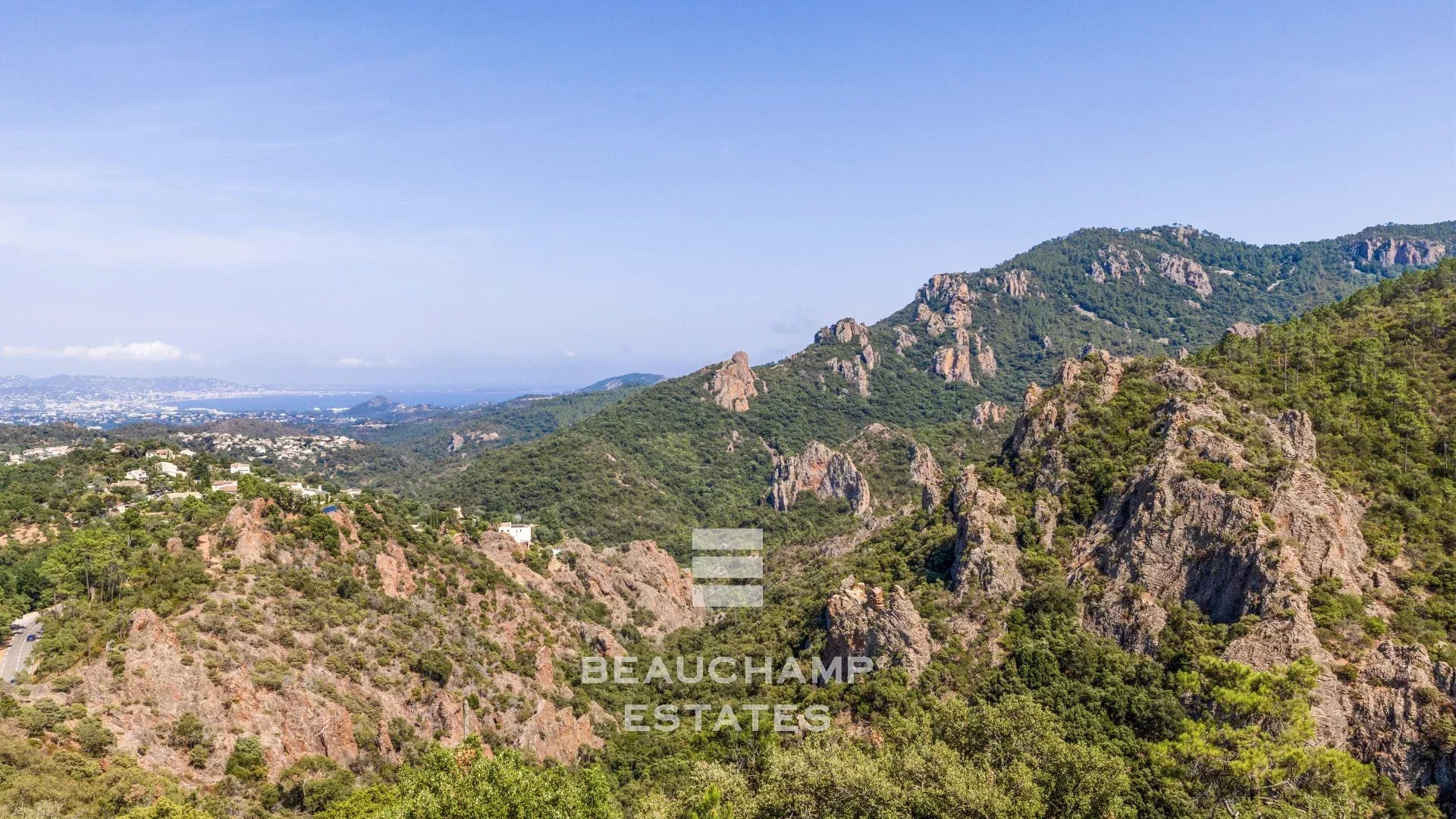 Villa provençale 3 chambres avec vue mer panoramique - Fréjus
