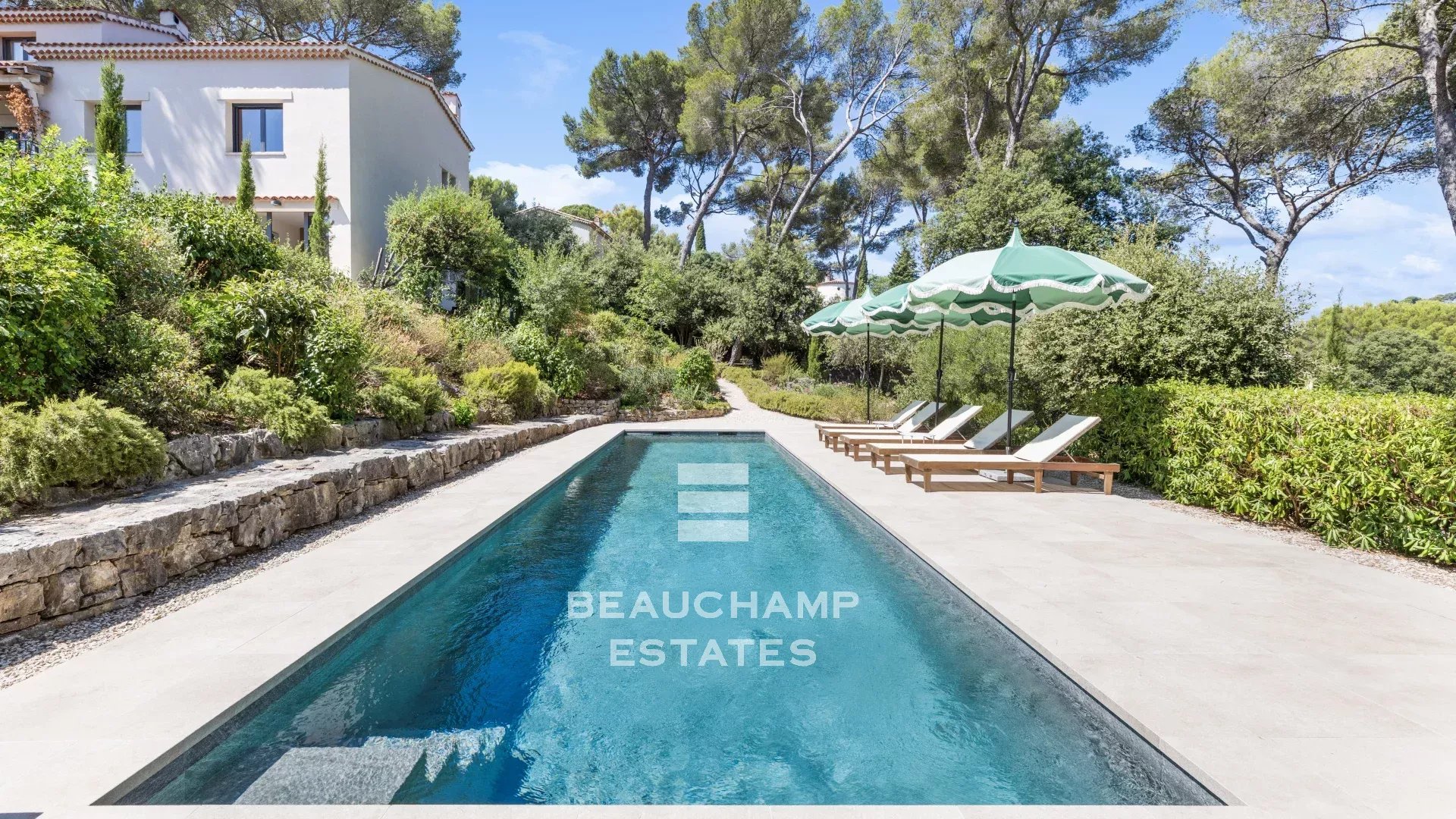 Villa néo-provençale 5 chambres avec piscine - Golf Juan
