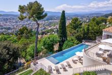 Une élégante maison moderne de 5 chambres à Cannes