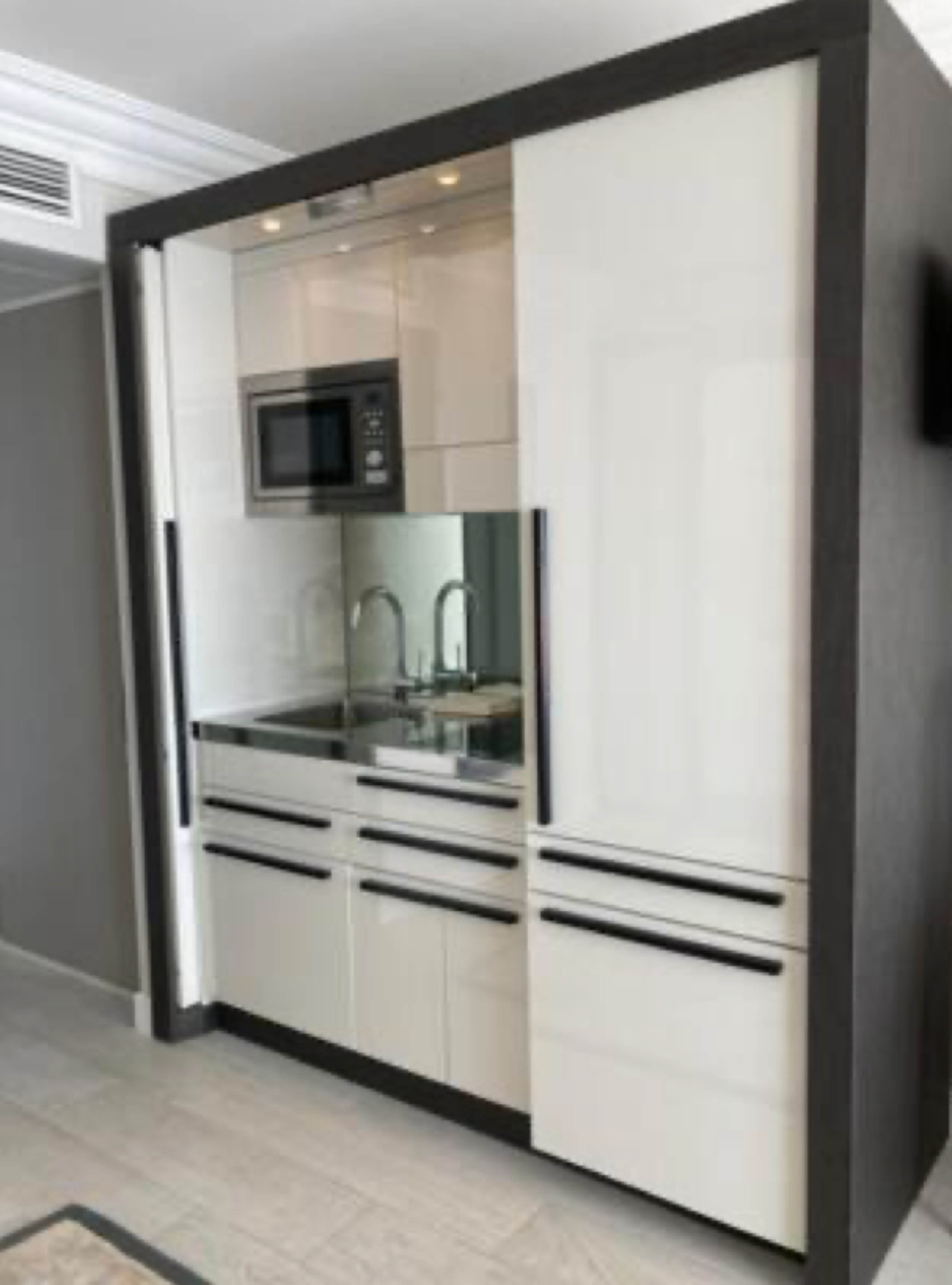 FAIRMONT RÉSIDENCE - Studio de luxe meublé en location avec vue sur la mer