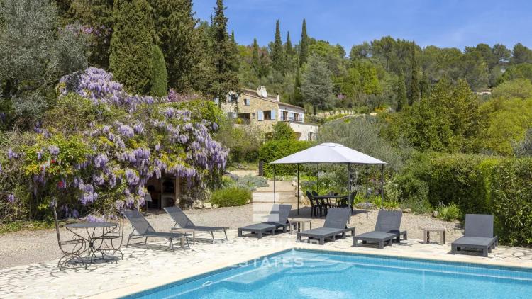 EXCLUSIVITÉ - Domaine privé 9 chambres avec accès rivière - Fayence