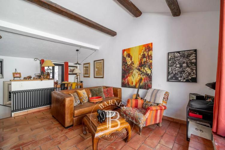 Maison de caractère avec terrasse au cœur du village de Saint-Paul-de-Vence