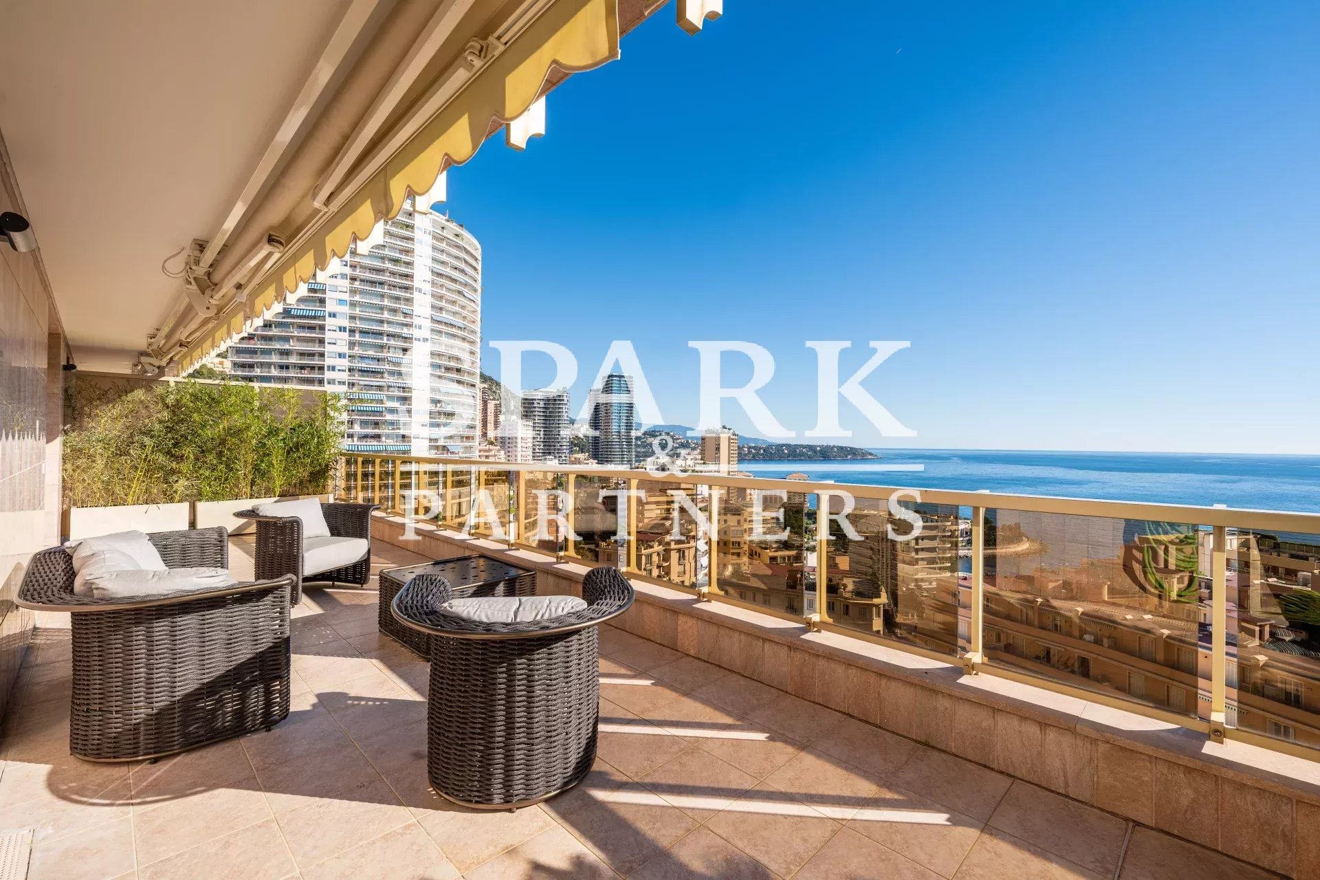 Monaco - La Rousse - Penthouse avec vue mer panoramique