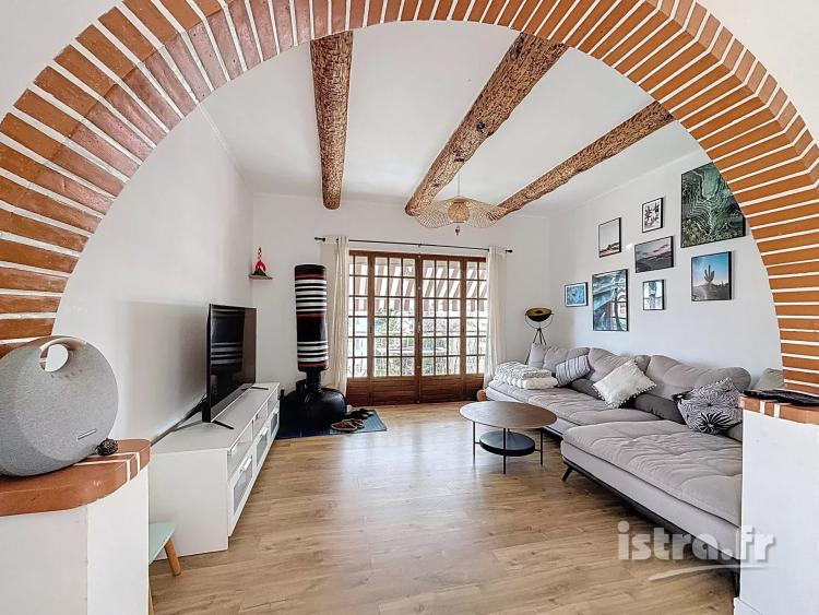Nice Cimiez : Propriété de 435m² comprenant 6 appartements