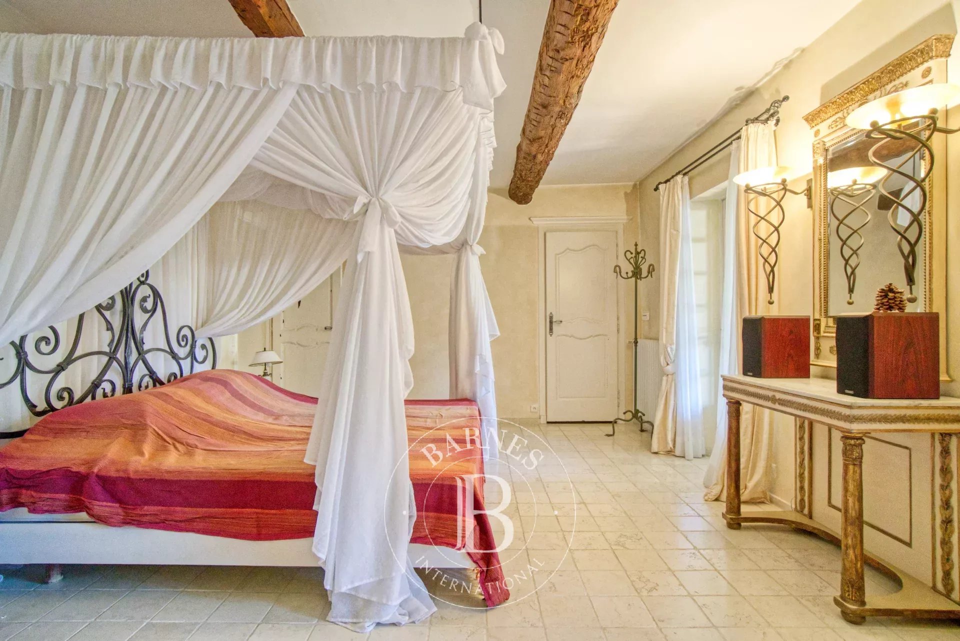 Grasse - Élégante propriété avec maison de gardien