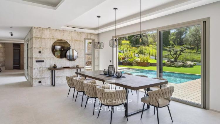 Propriété contemporaine neuve de 6 chambres avec vue dégagée - Mougins