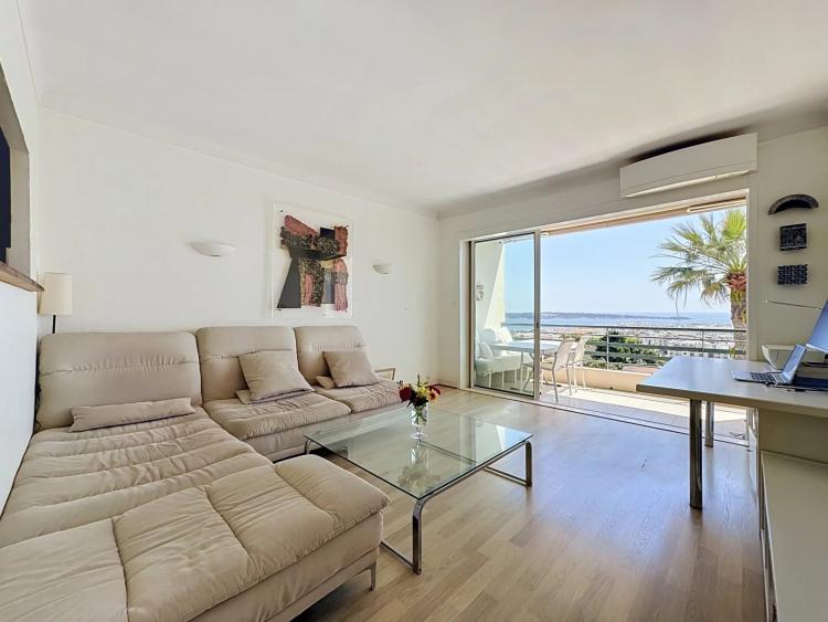 CANNES BASSE CALIFORNIE - DERNIER ETAGE - TERRASSE - VUE MER PANORAMIQUE