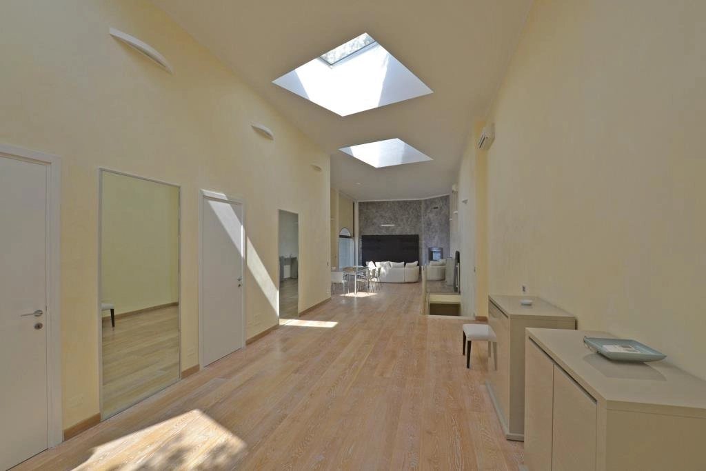 Cap d'Ail - Location - Villa moderne dans un domaine privé avec accès à la plage