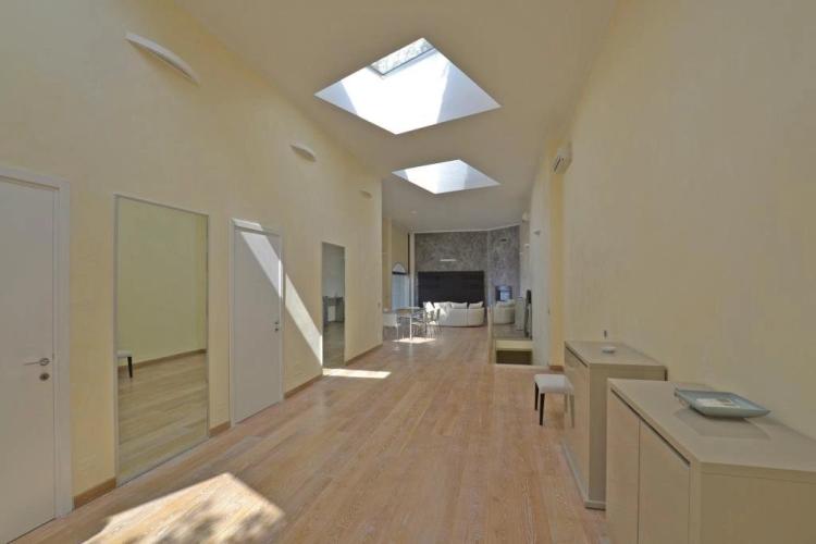 Cap d'Ail - Location - Villa moderne dans un domaine privé avec accès à la plage