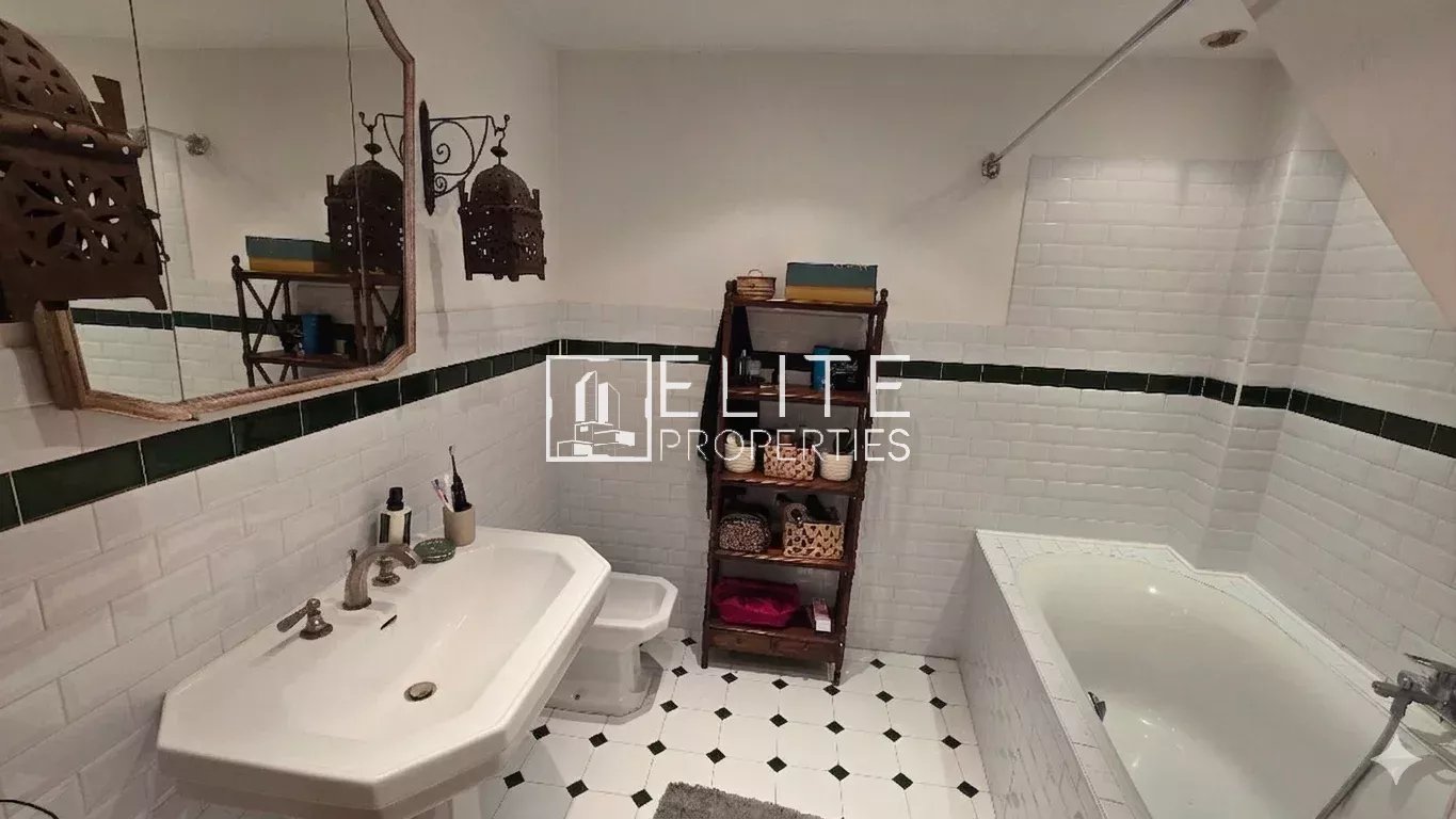 APPARTEMENT 4 PIÈCES DE 149m², VUE MER – MOUGINS VILLAGE