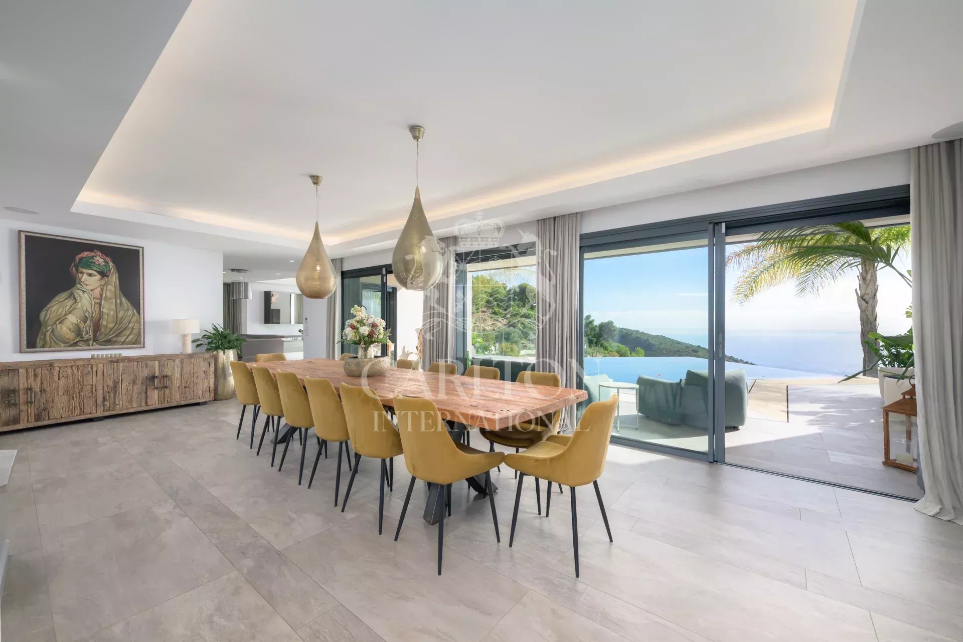 Villa contemporaine d’exception avec vue sur mer et deux piscines – Aux portes de Monaco