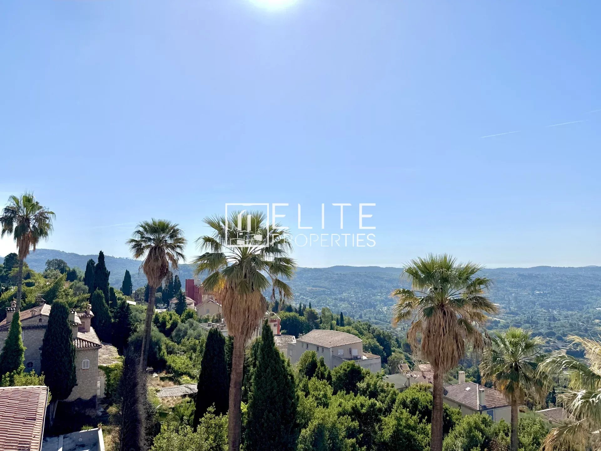 APPARTEMENT 3P DE 103m² - Vue mer - GRASSE
