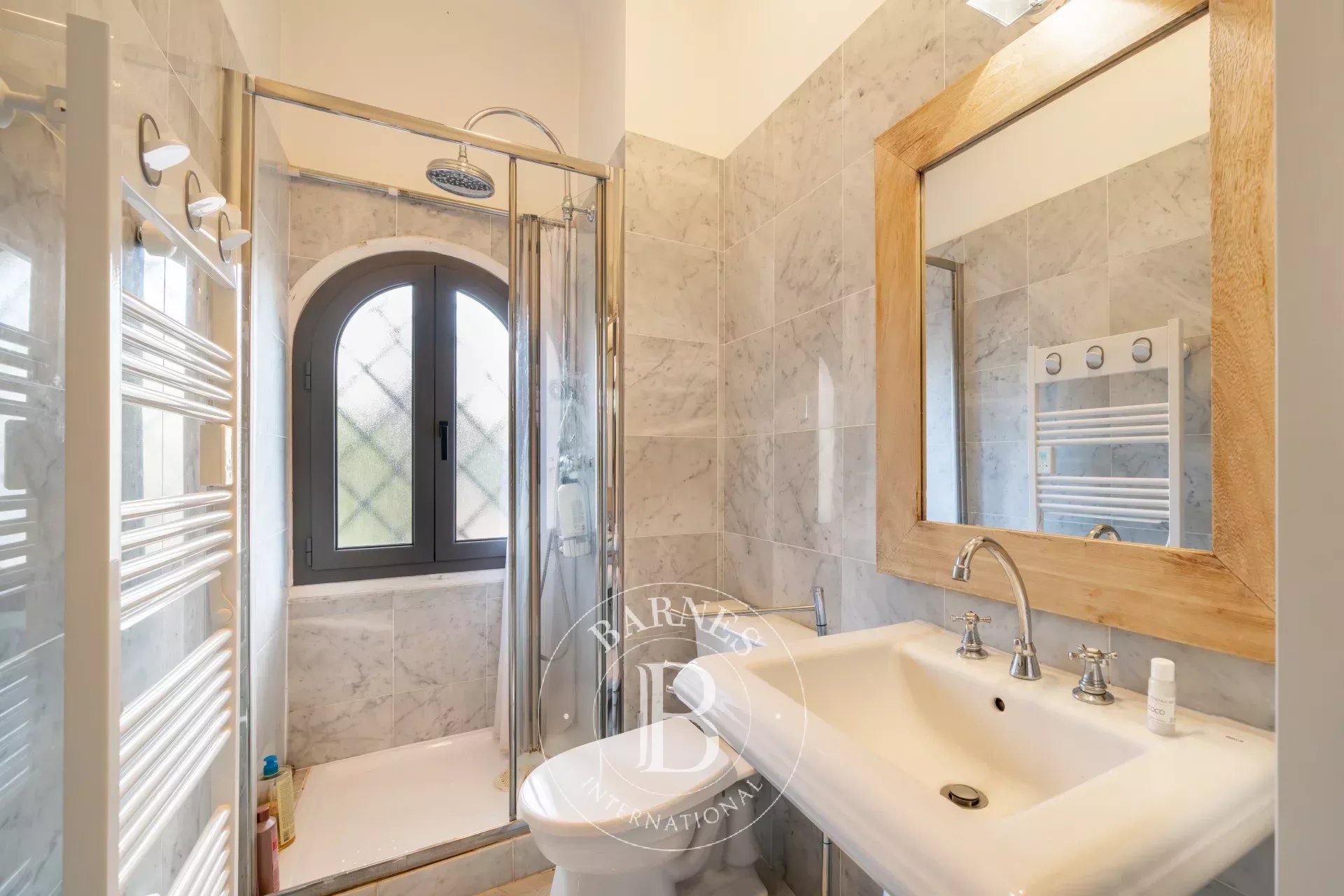 VILLEFRANCHE-SUR-MER - VILLA AVEC VUE MER