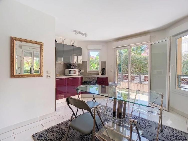 EXCLUSIVITÉ – VENTE APPARTEMENT 3 PIÈCES – CANNES STANISLAS
