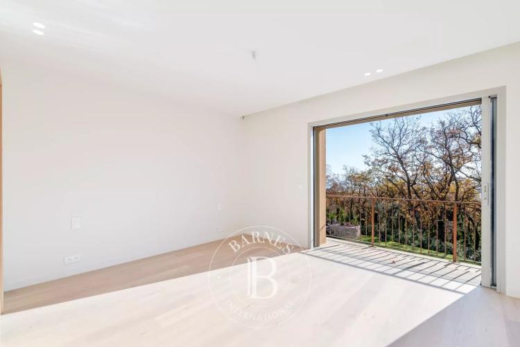 Vence - magnifique villa contemporaine neuve