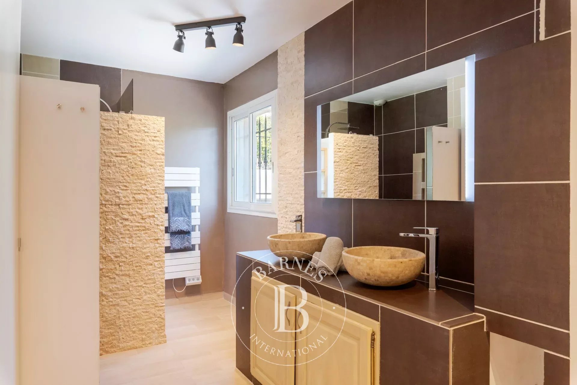 BIOT – Saint Julien – Villa contemporaine avec vue panoramique