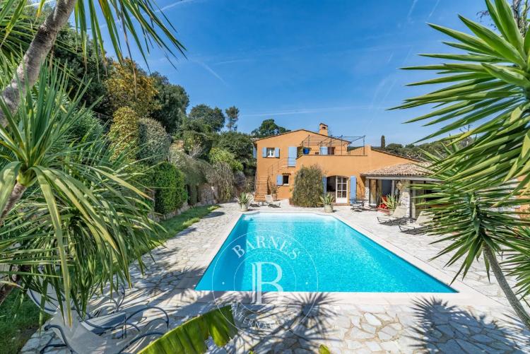 Saint-Paul de Vence - Élégante bastide provençale