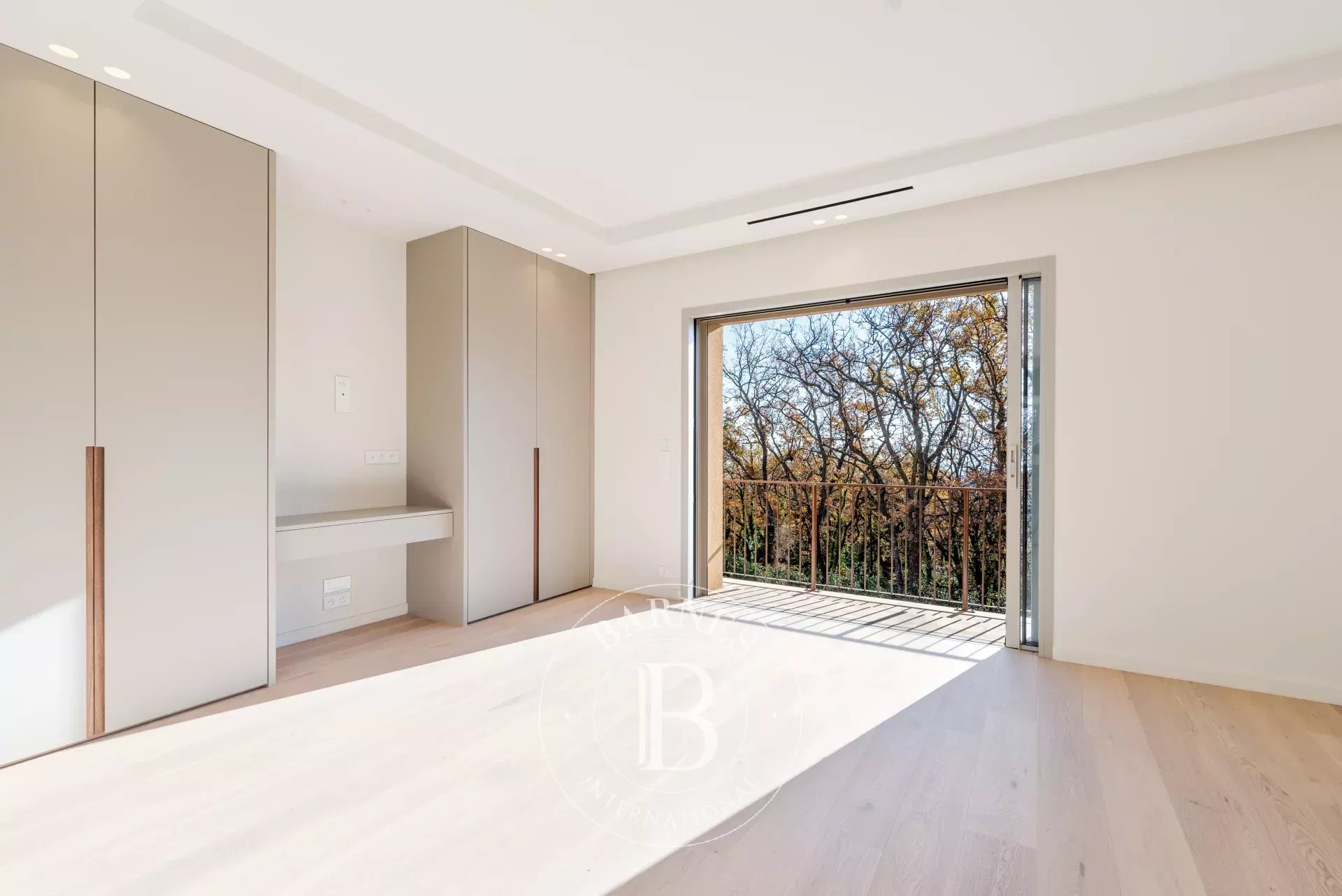 Vence - magnifique villa contemporaine neuve