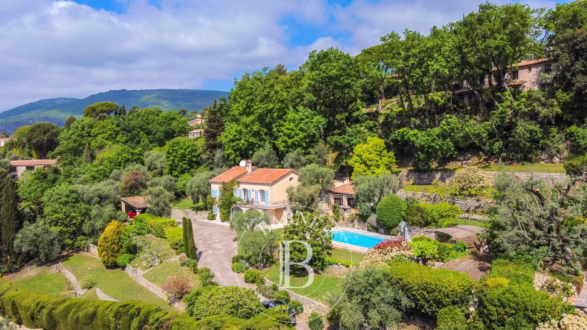 Villa, Chateauneuf-Grasse, Vue mer, Piscine, 4 chambres, studio