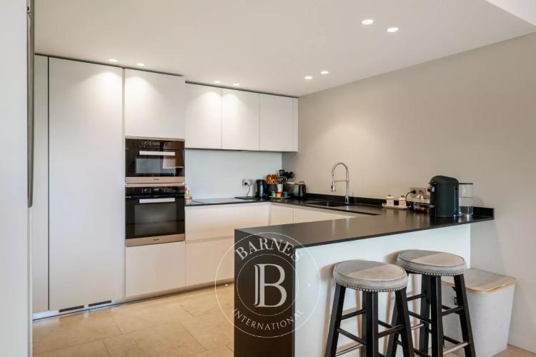 Saint-Paul de Vence – Appartement d’exception avec vaste terrasse et vue mer