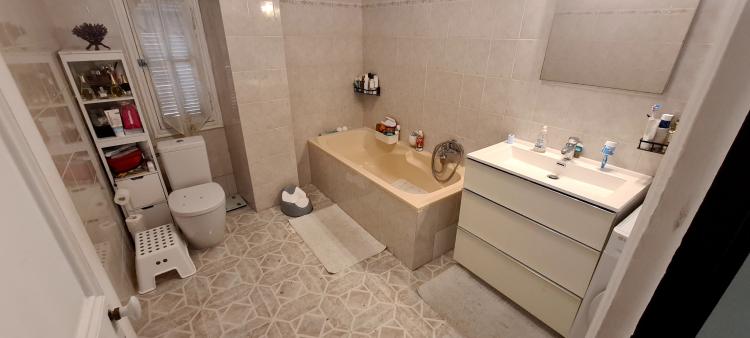 MONTE CARLO - IMMEUBLE BOURGEOIS - 3 PIECES