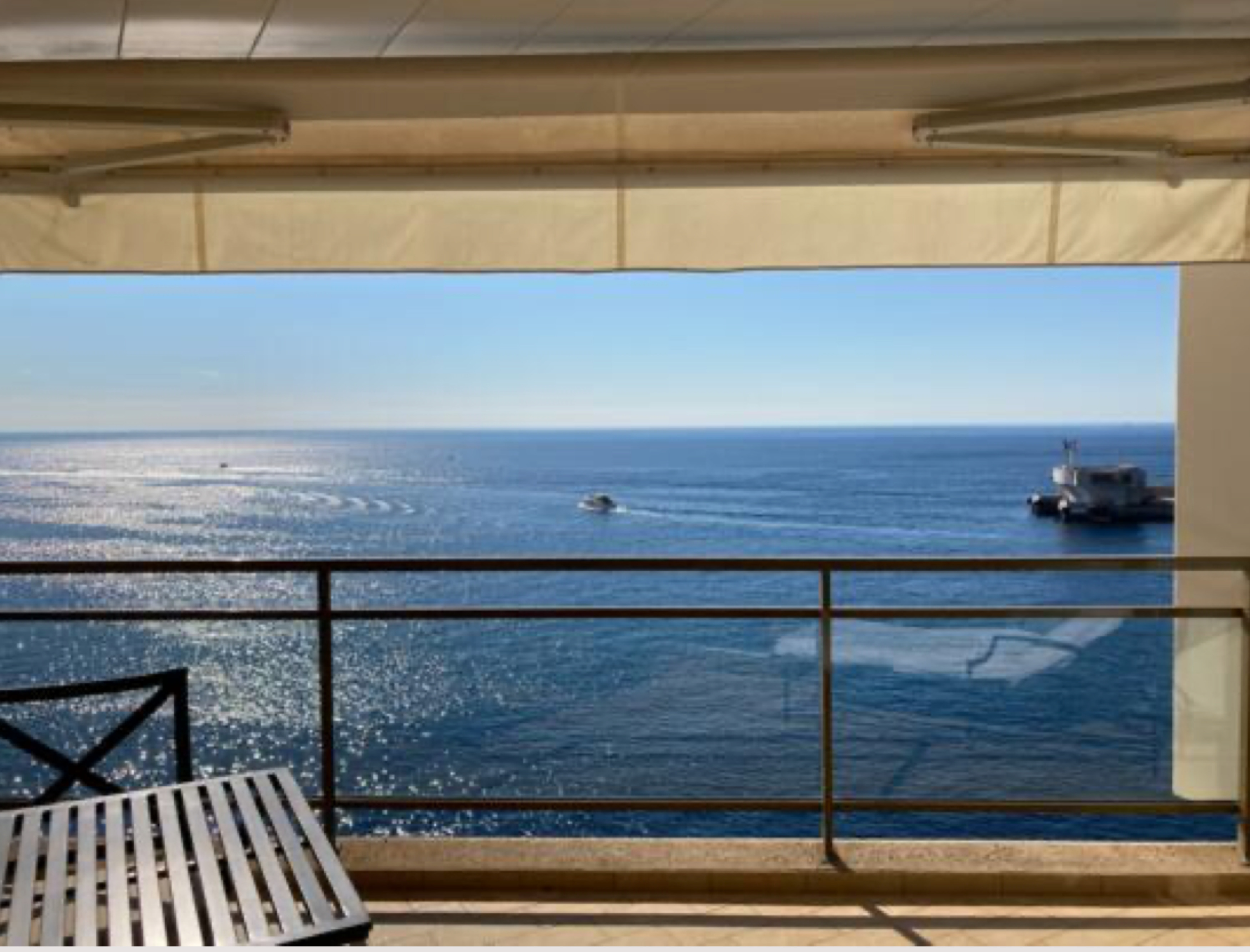 Appartement 1 chambre avec vue mer dans une résidence hôtelière au centre de Monaco