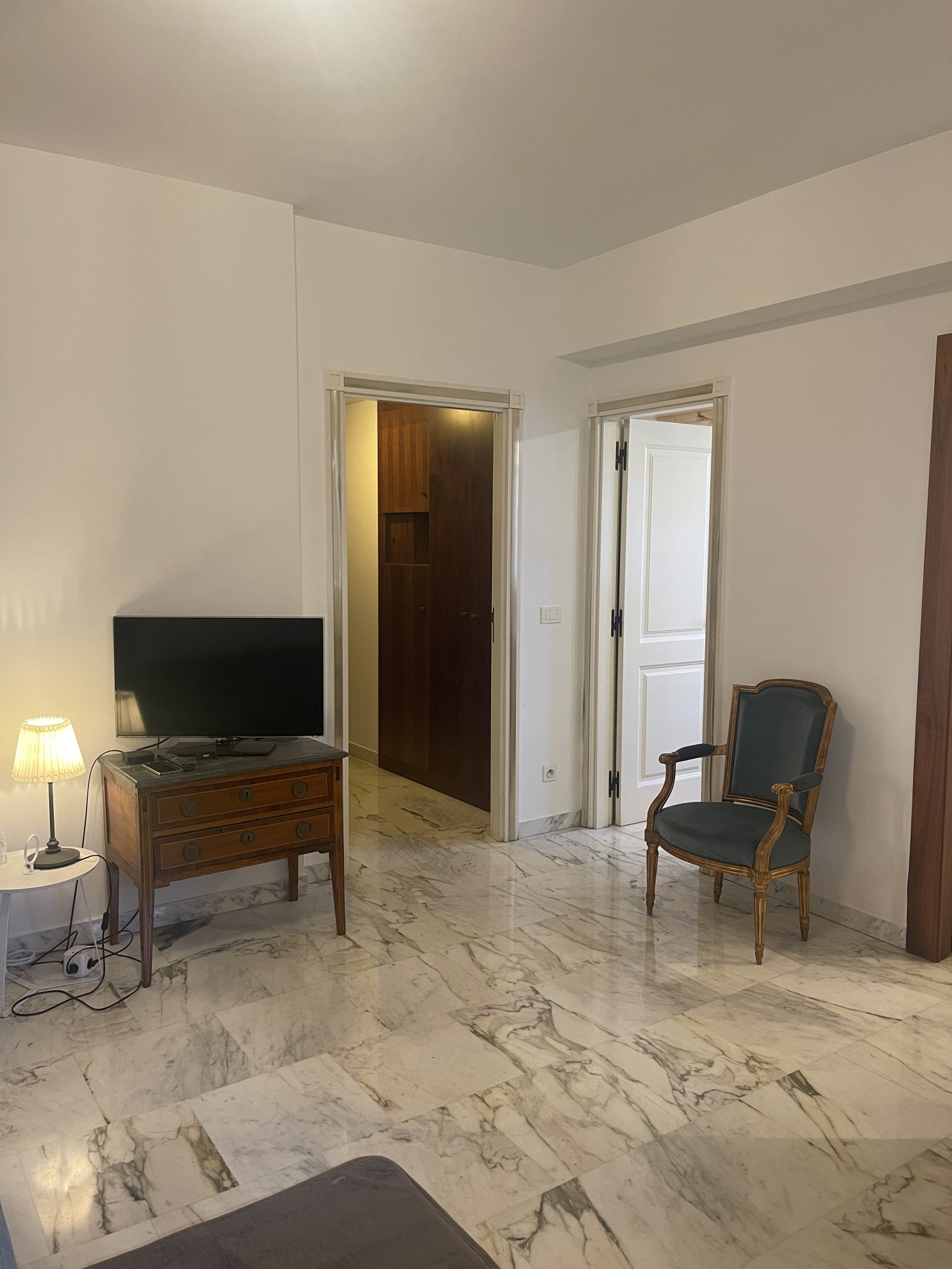 LES OLIVIERS - STUDIO - JARDIN EXOTIQUE