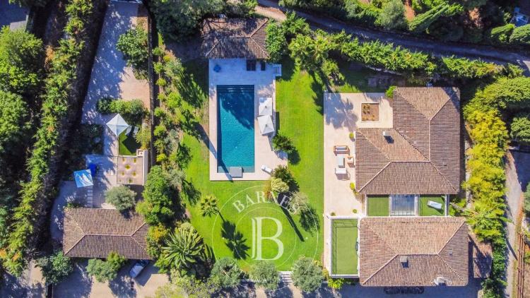 Valbonne - Luxueuse propriété familiale avec maison d'amis - A pied du village - 8 chambres