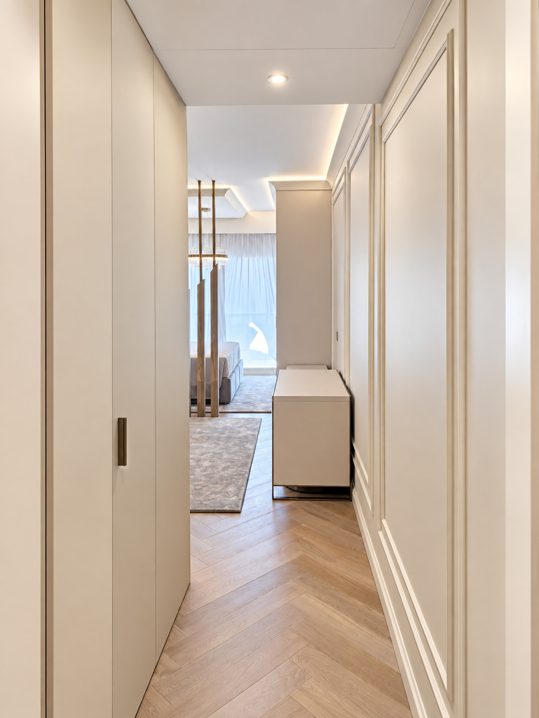 TRÈS BEAU STUDIO RÉNOVÉ MEUBLÉ AVEC APERÇU MER