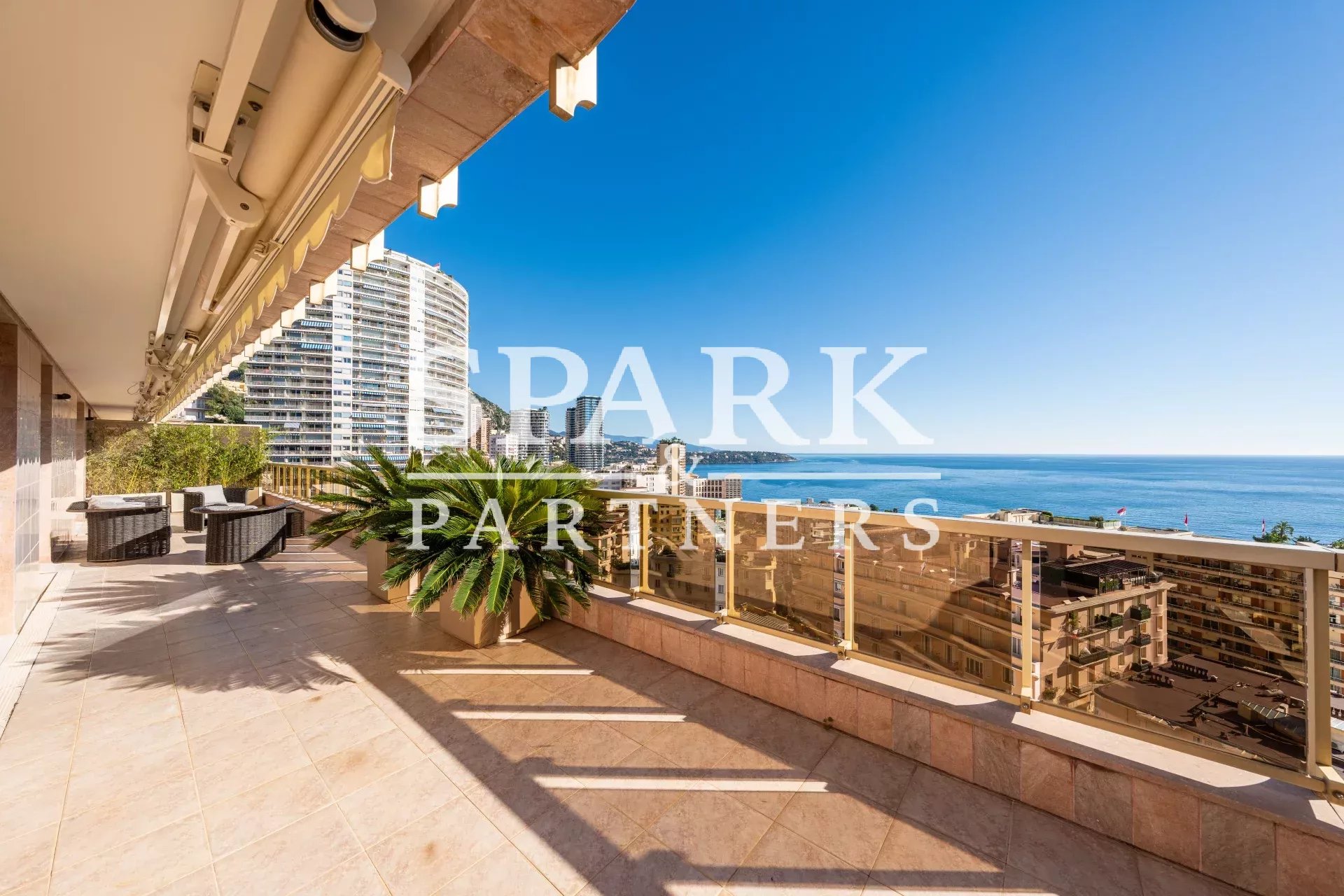 Monaco - La Rousse - Penthouse avec vue mer panoramique