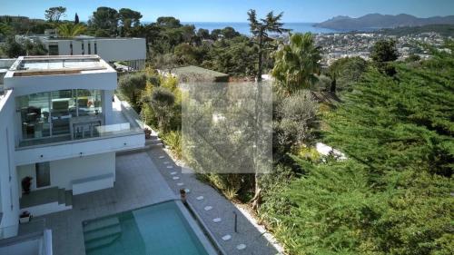 Magnifique villa contemporaine, un bien d'exception