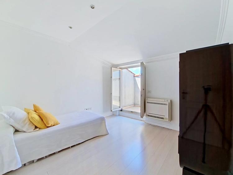 VENTE APPARTEMENT DUPLEX DERNIER ETAGE - CANNES CENTRE