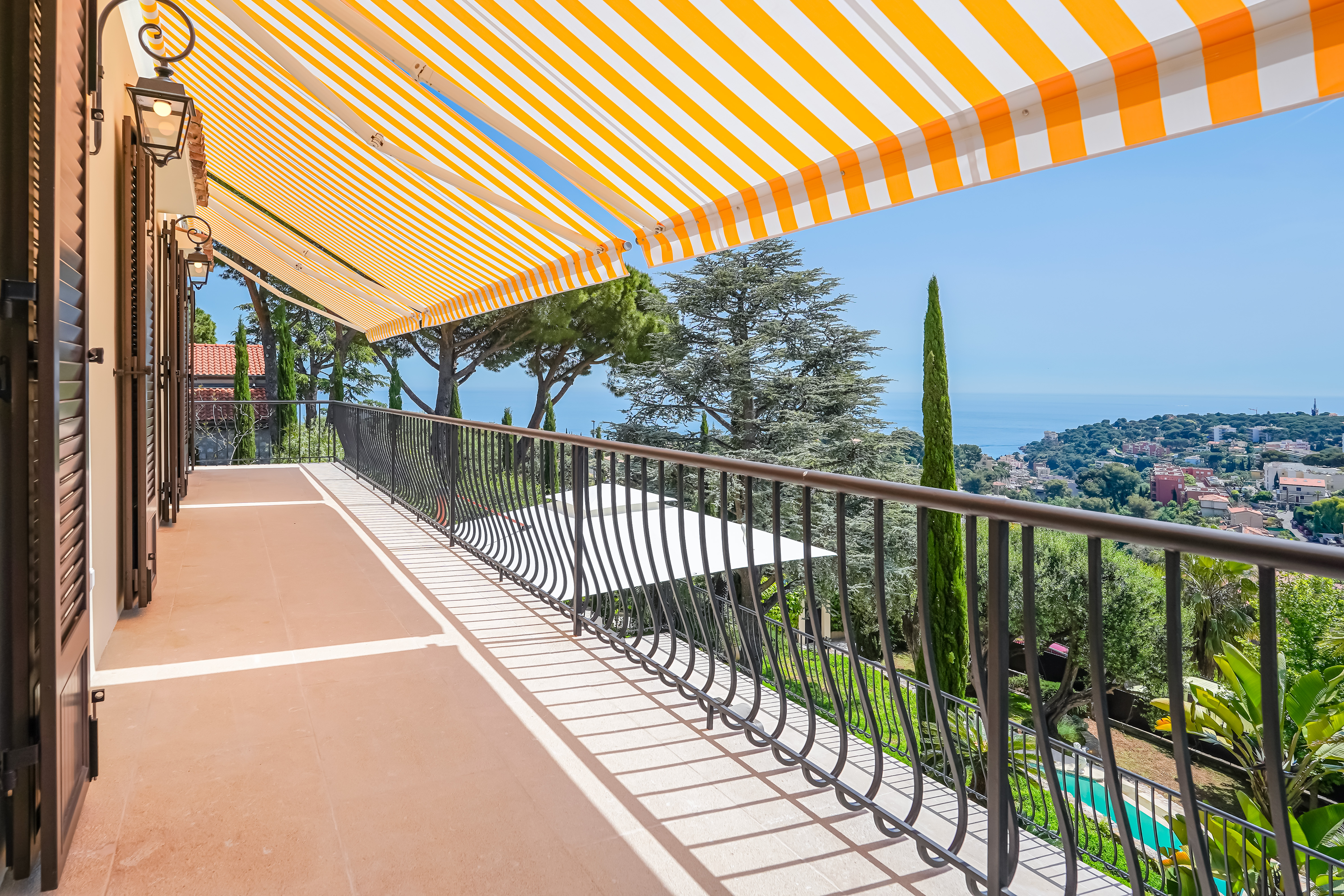 VILLA AU HAMEAU - VUE MER - PRESTATION HAUT DE GAMME