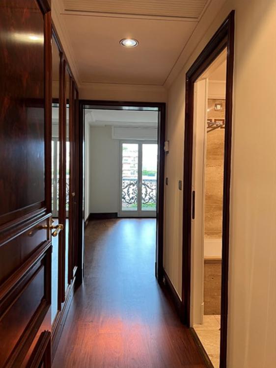 5 PIÈCES EN PLEIN CENTRE DE MONACO