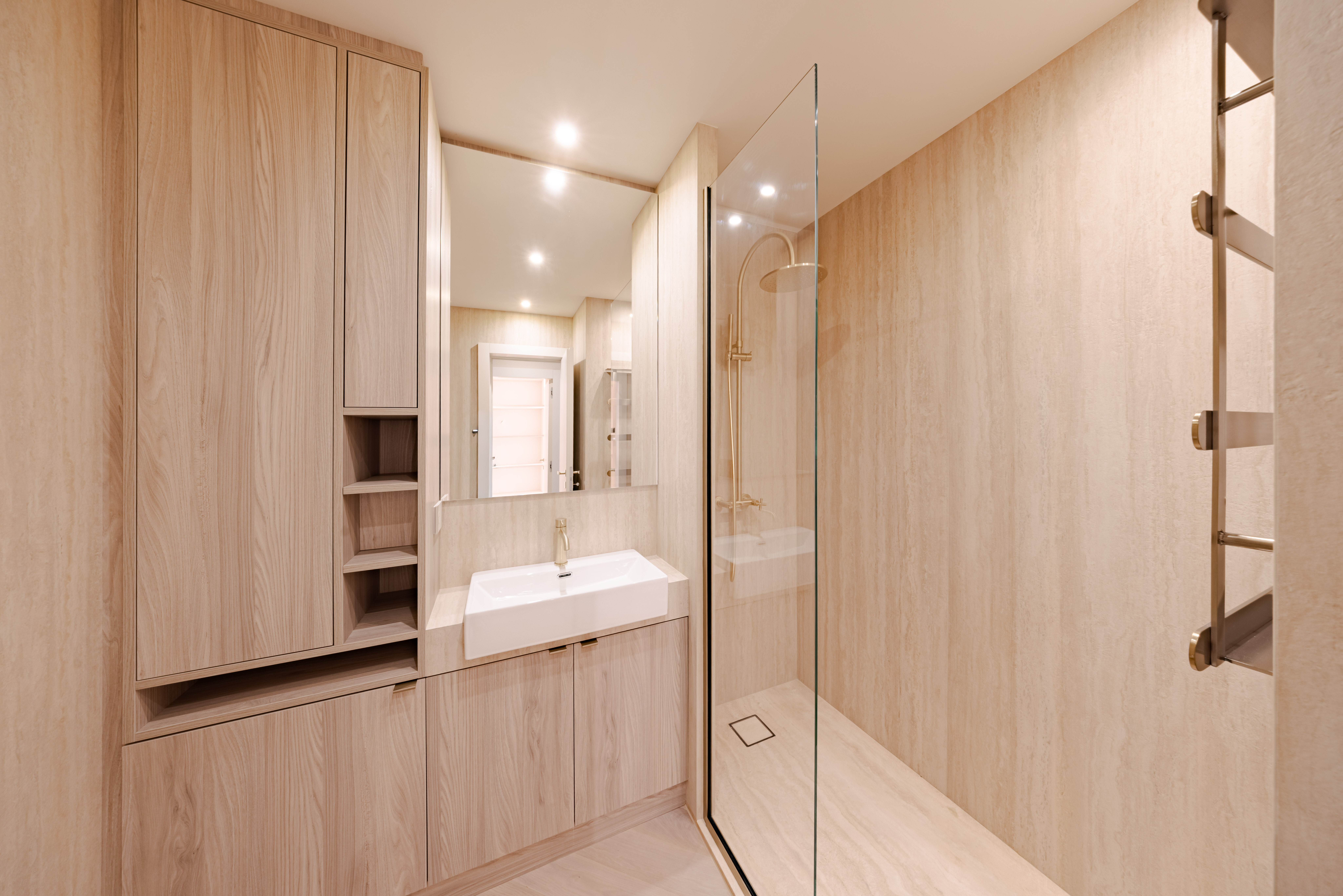 STUDIO ENTIEREMENT RENOVE